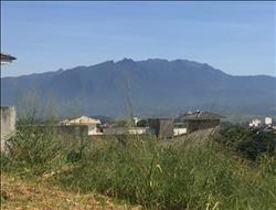 Terreno à Venda