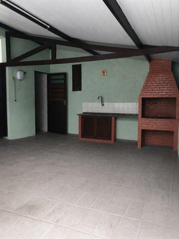Casa à Venda
