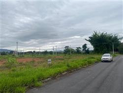 Terreno à Venda